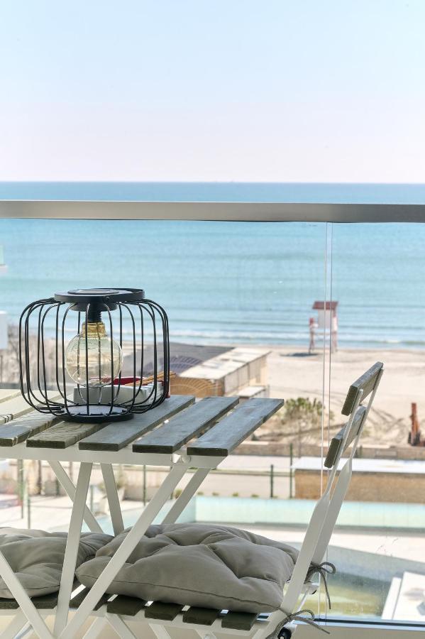 Studio Cornelia Seaview Spa&Pool In Infinity Beach Resort Mamaia Bagian luar foto