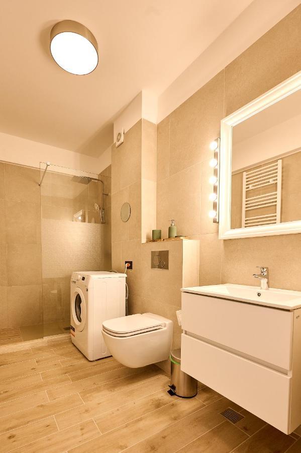 Studio Cornelia Seaview Spa&Pool In Infinity Beach Resort Mamaia Bagian luar foto